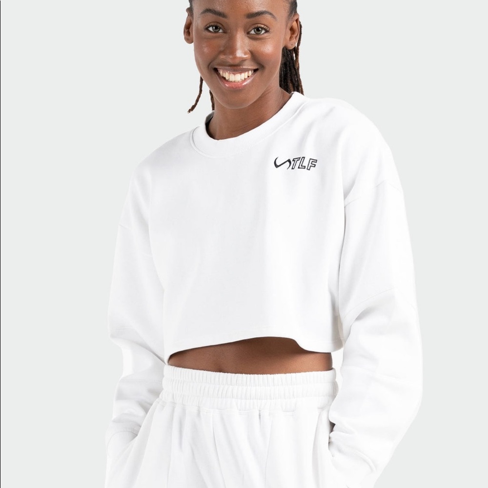 ISO- TLF CHILL OVERSIZED CROPPED HOODIE